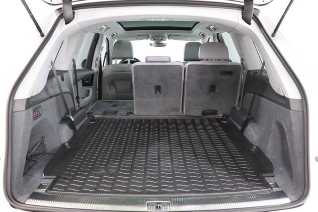 Used 2018 Audi Q7 3.0T Premium Plus w/ Premium Plus Package AWD/4WD image 37