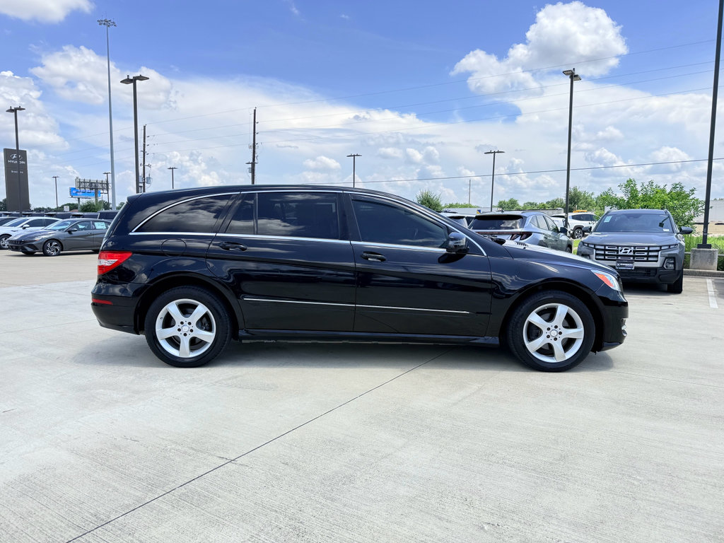 Used 2012 Mercedes-Benz R 350 BlueTEC 4MATIC image 4