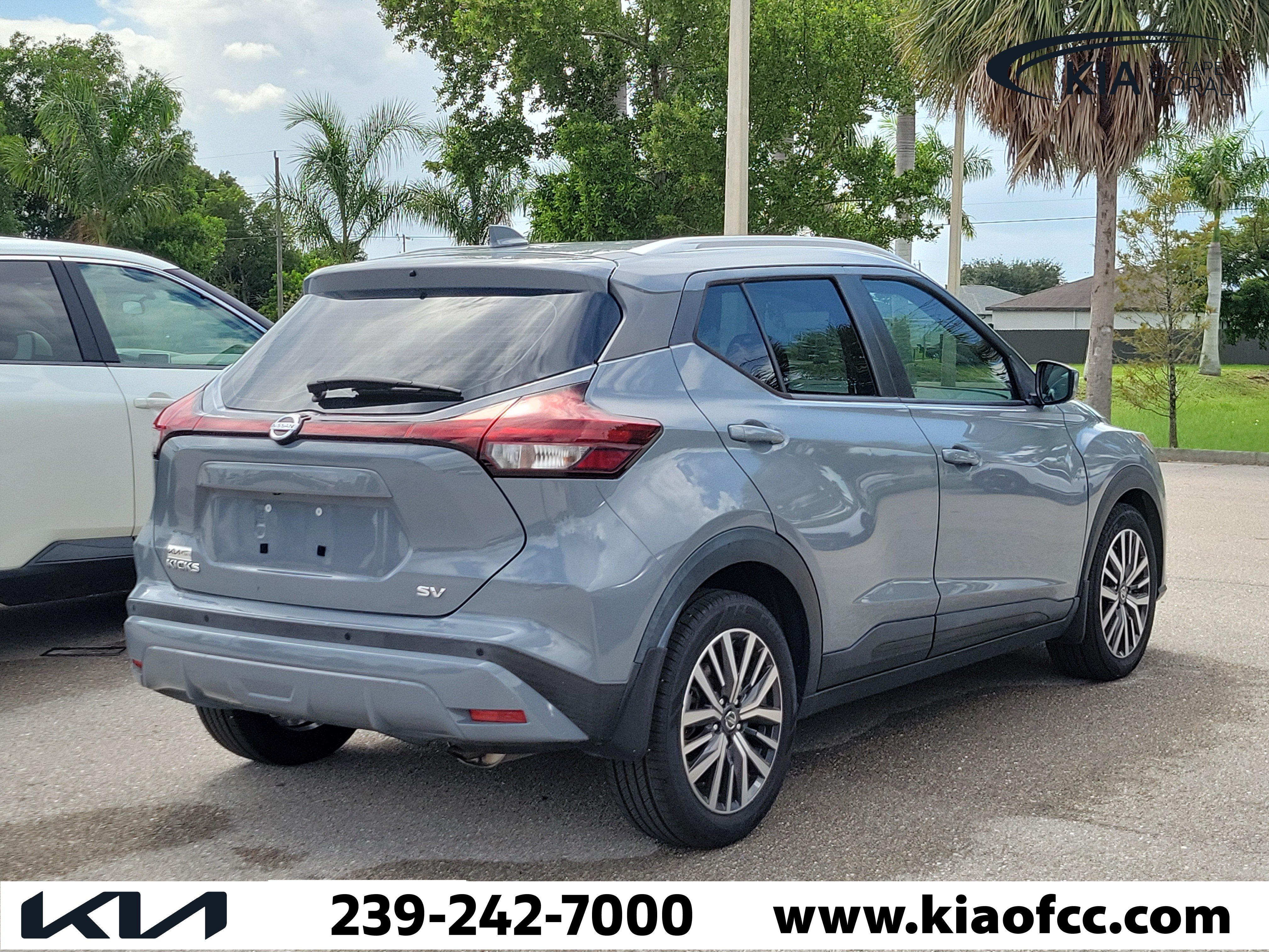 Used 2021 Nissan Kicks SV w/ Interior Electronics Package FWD image 7