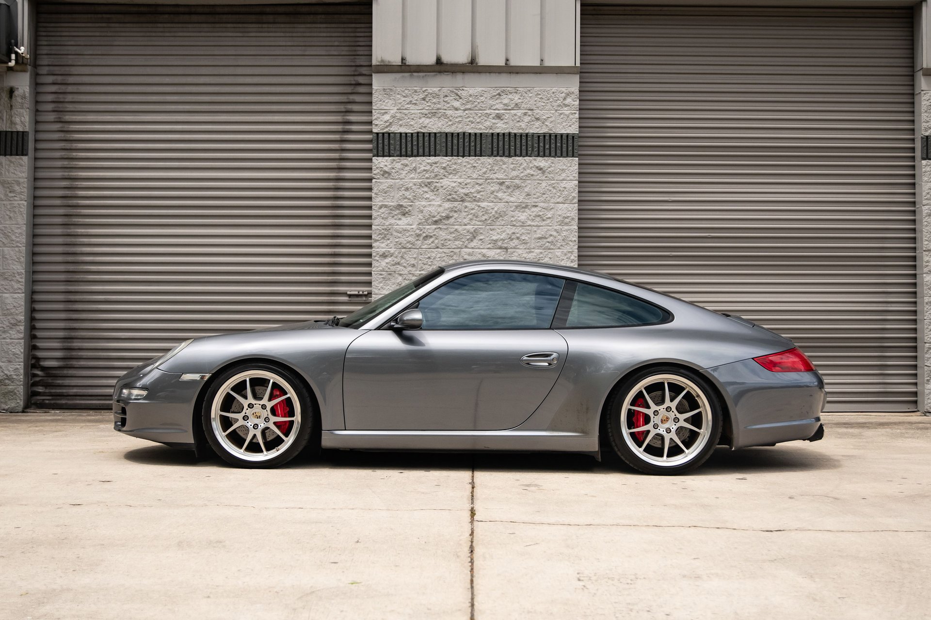 Used 2006 Porsche 911 Carrera S RWD image 8