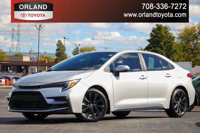 Certified 2025 Toyota Corolla SE image 1