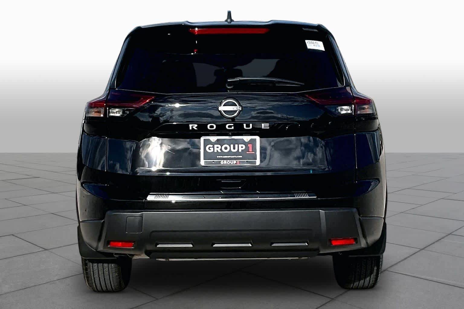 New 2027 Nissan Rogue SV FWD image 4