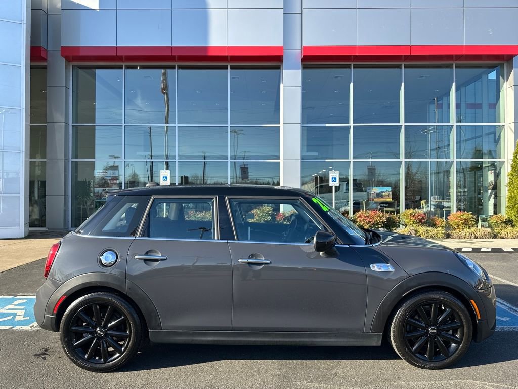 Used 2021 MINI Cooper S w/ Premium Package image 2