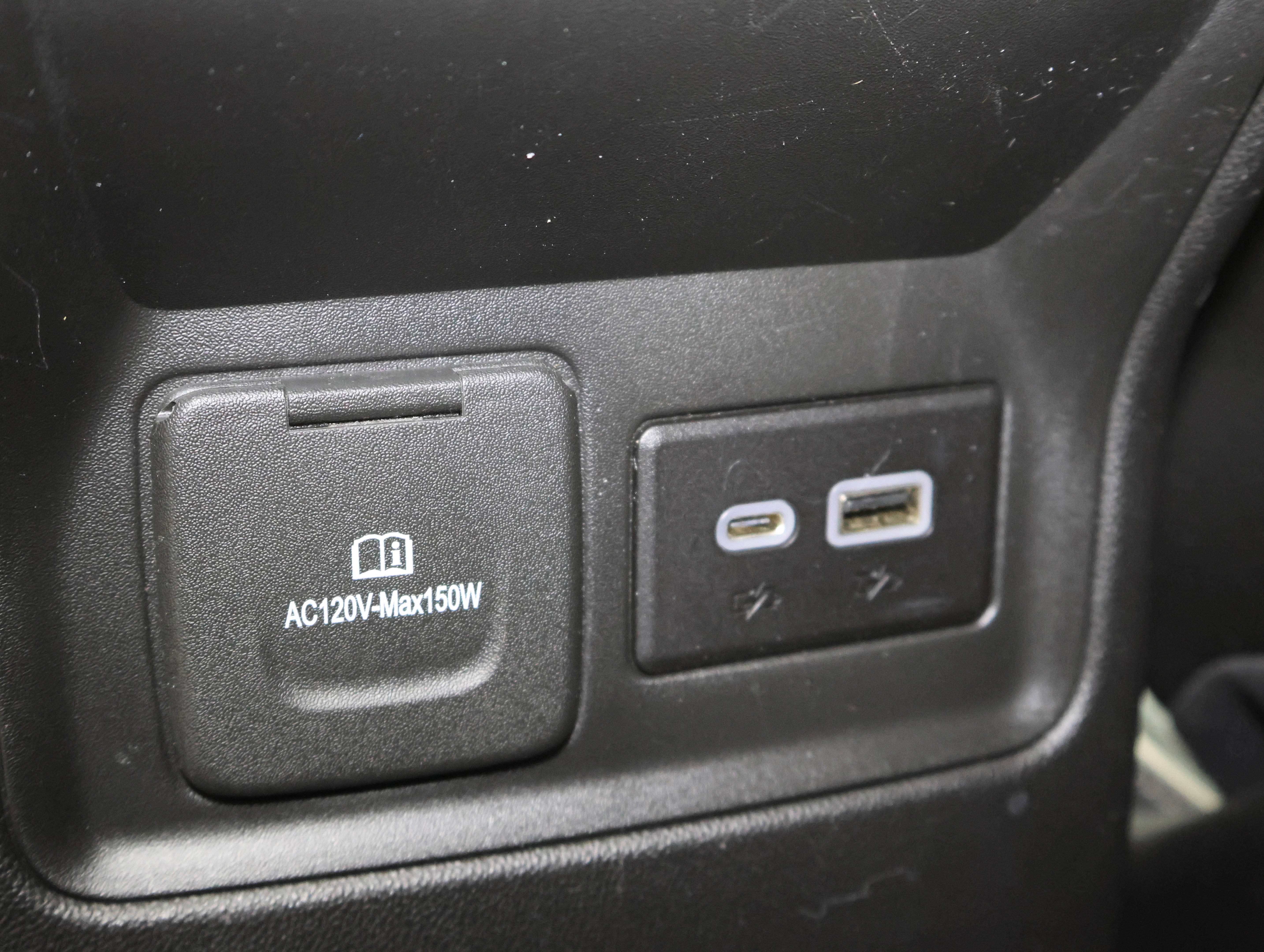 Used 2020 GMC Acadia Denali w/ Trailering Package image 45