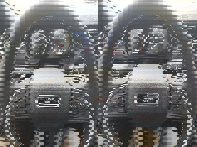 New 2025 Jeep Grand Cherokee Limited image 16