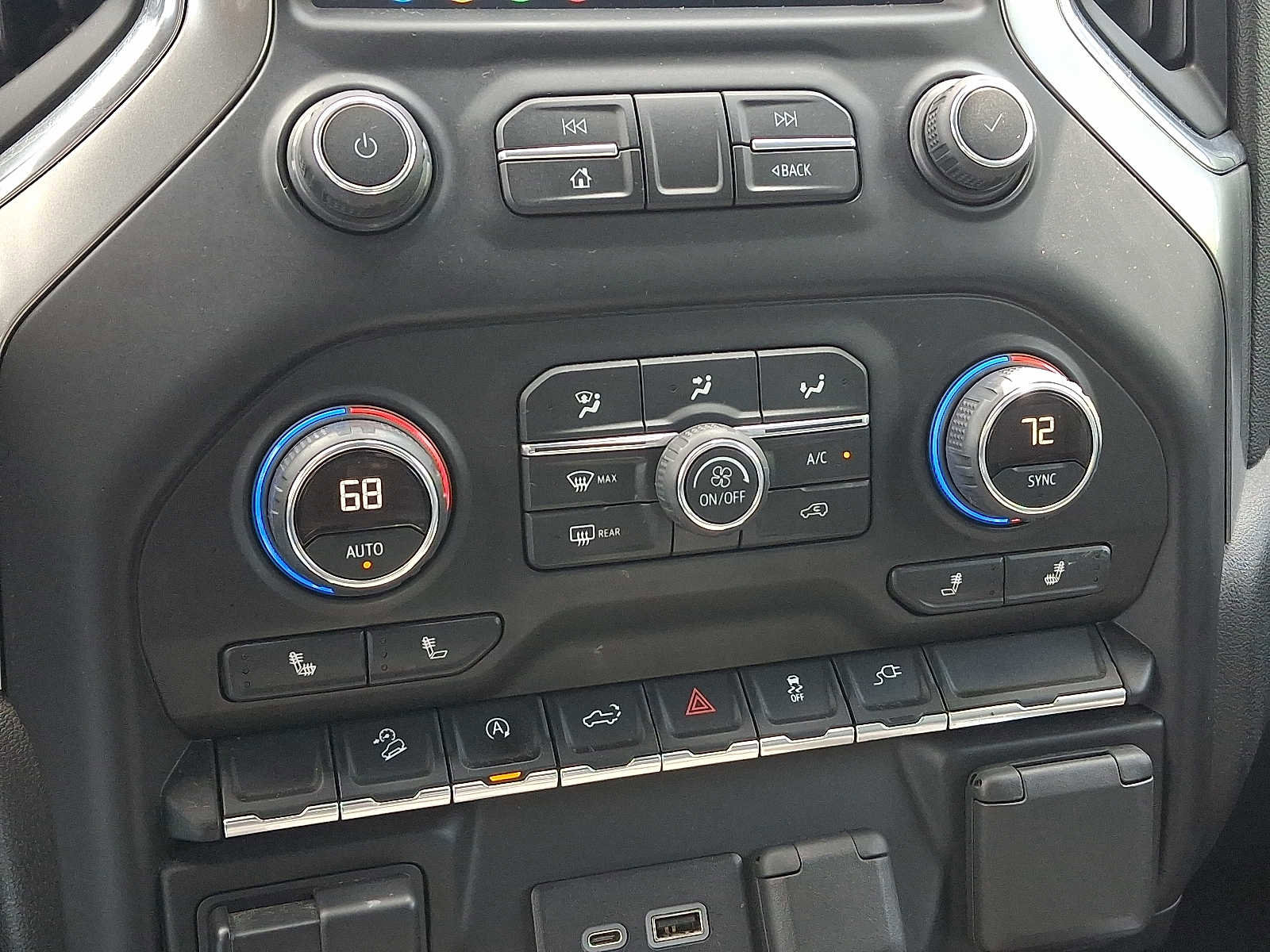 Used 2019 Chevrolet Silverado 1500 RST w/ All-Star Edition AWD/4WD image 15