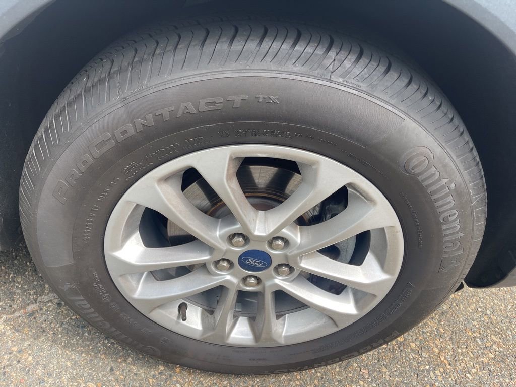 Used 2021 Ford Escape SE image 15