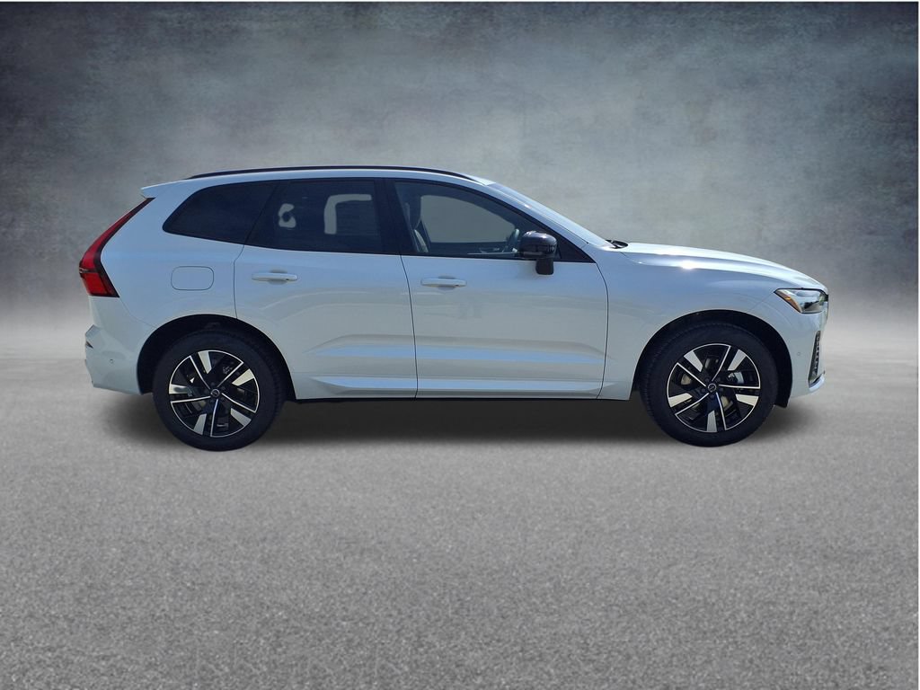 New 2026 Volvo XC60 B5 Plus w/ Protection Package Premier AWD/4WD image 8