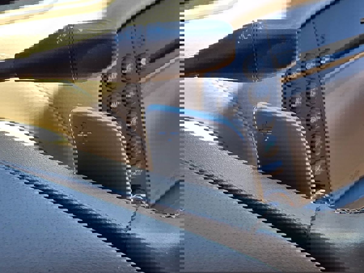 Used 2012 Mercedes-Benz SL 550 image 47