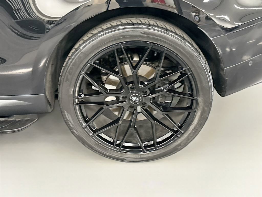 Certified 2024 Land Rover Range Rover Sport SE image 30