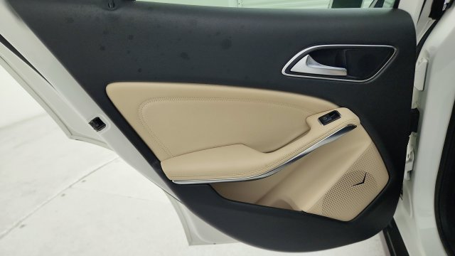 Used 2020 Mercedes-Benz GLA 250 image 20