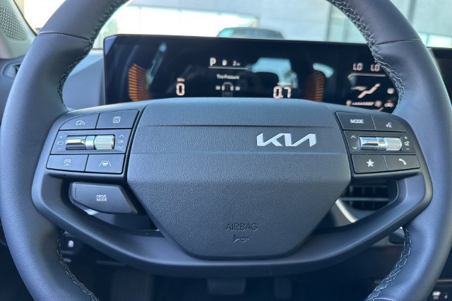 New 2026 Kia K4 EX FWD image 26