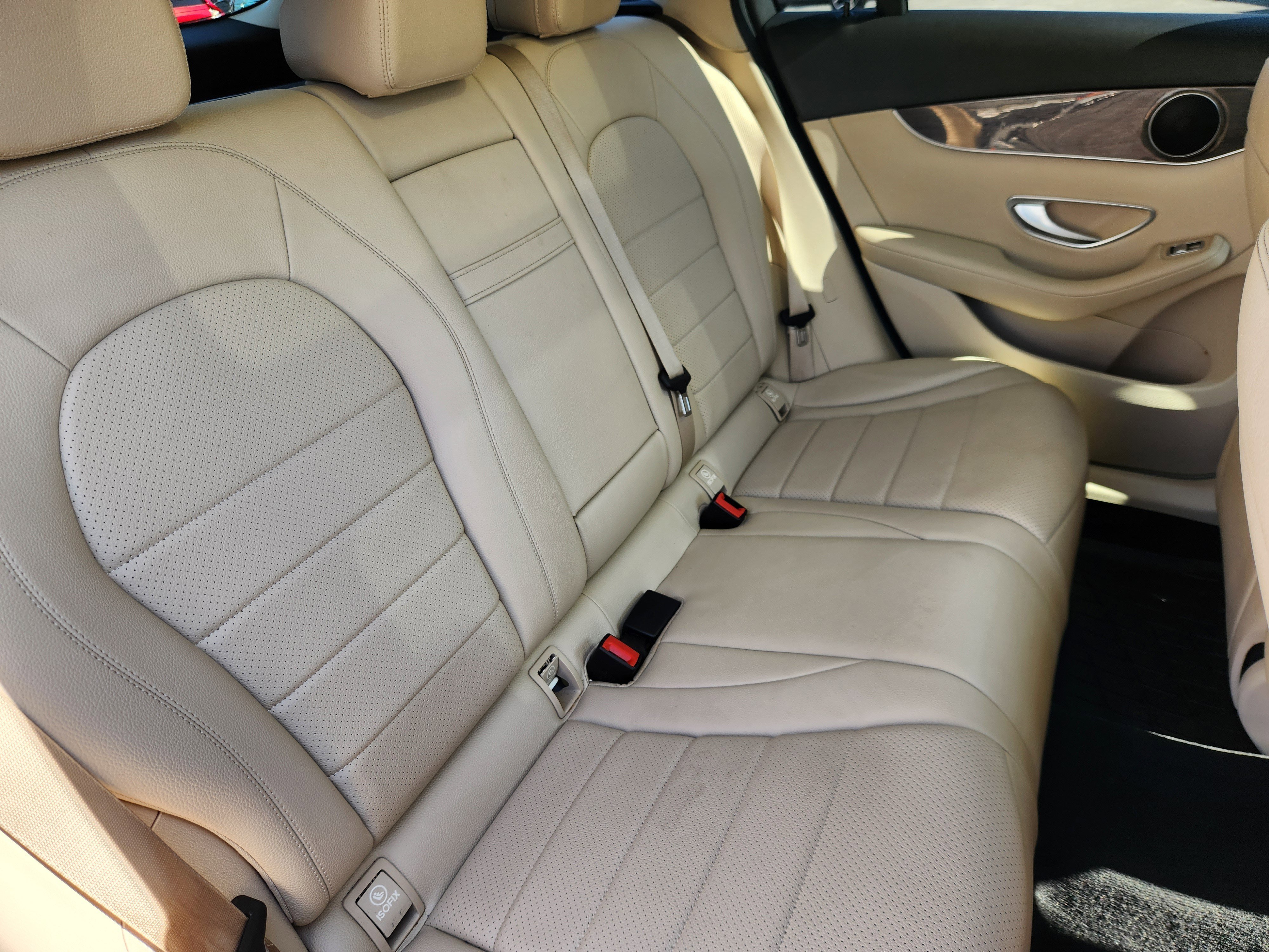 Used 2021 Mercedes-Benz GLC 300 4MATIC image 16