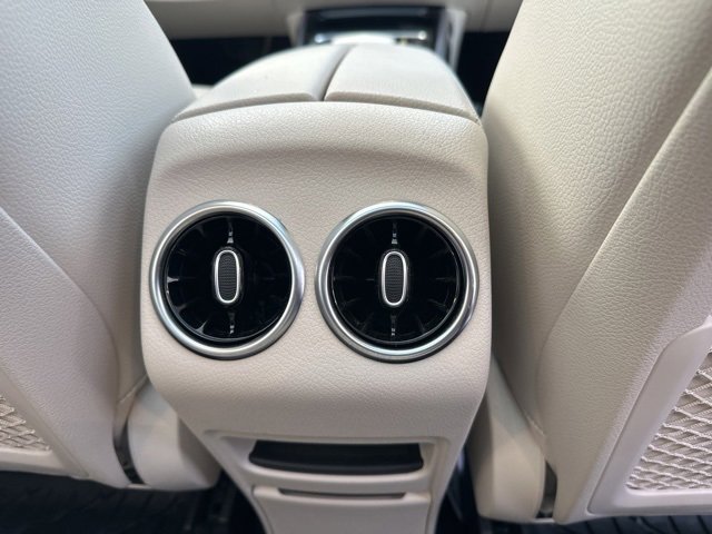 Used 2023 Mercedes-Benz GLB 250 GLB 250 image 39