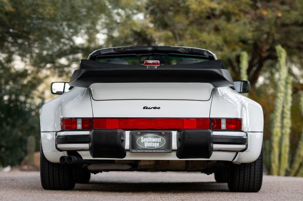 Used 1989 Porsche 911 Turbo image 7