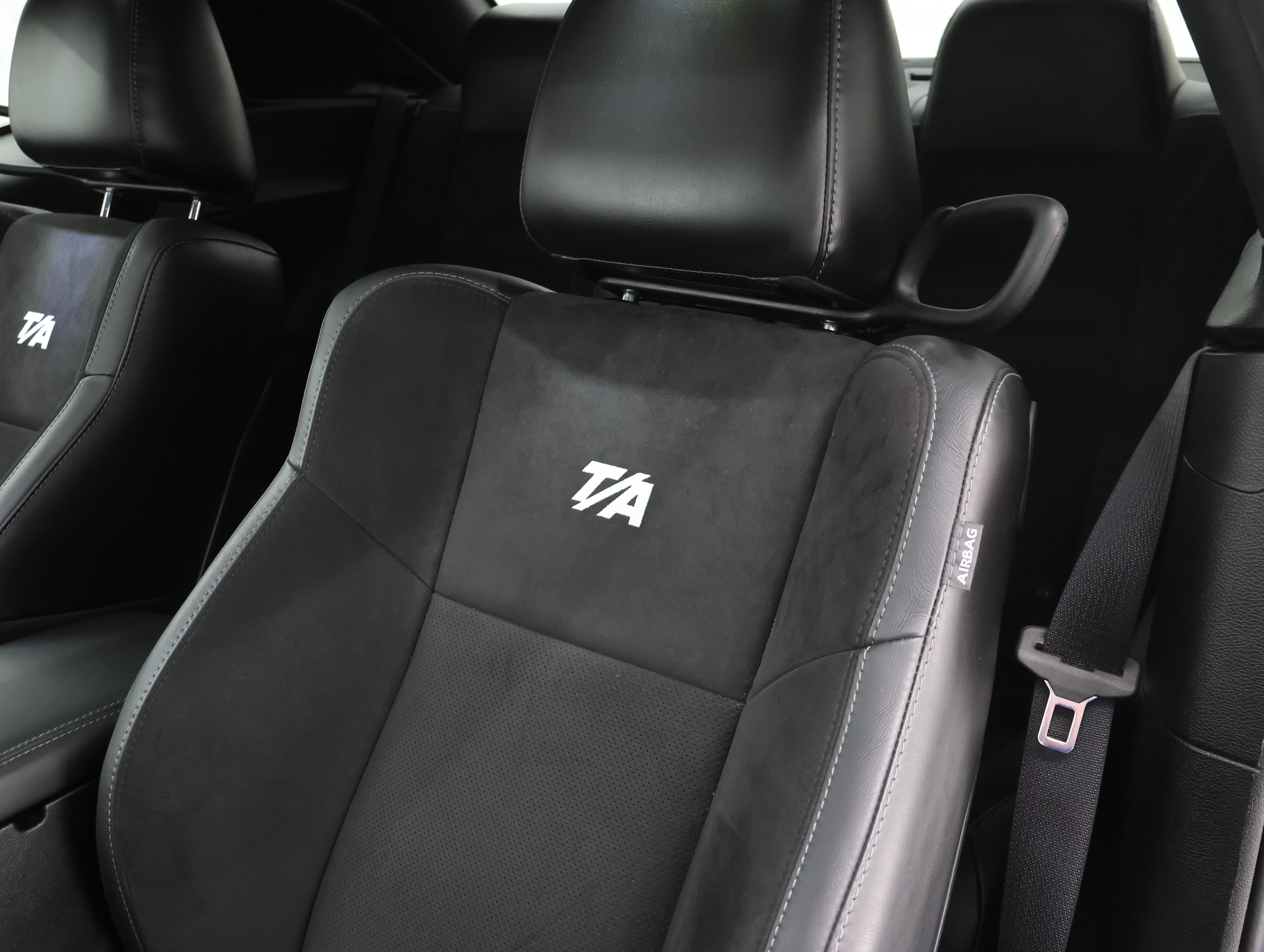 Used 2022 Dodge Challenger R/T w/ T/A Package RWD image 41
