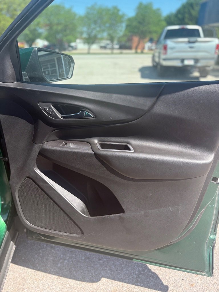 Used 2019 Chevrolet Equinox LT AWD/4WD image 15