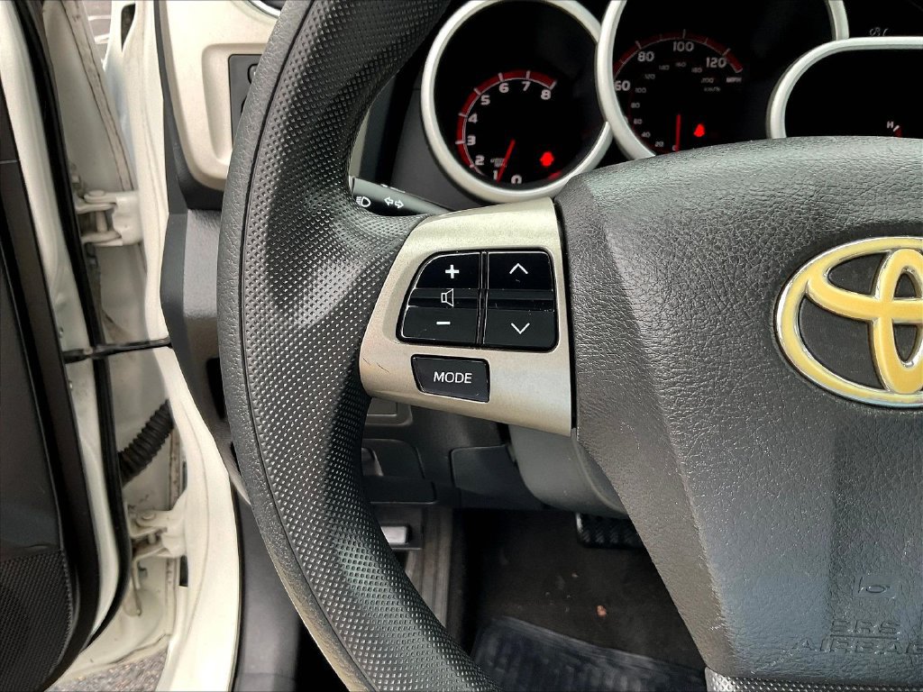 Used 2011 Toyota Matrix FWD image 11