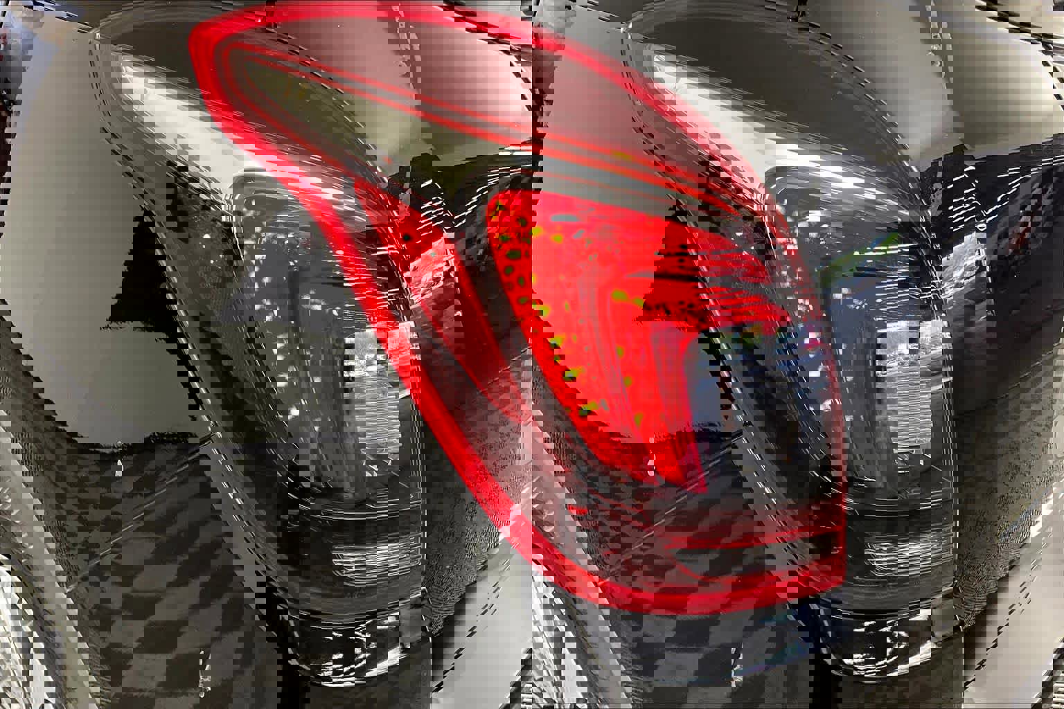 Used 2022 Buick Encore Preferred image 27