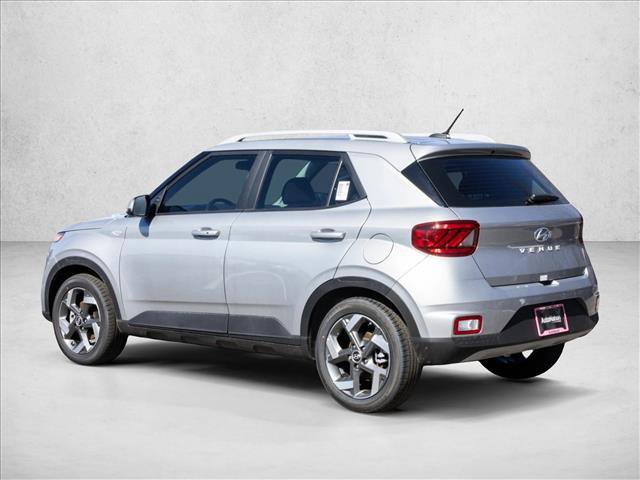 Used 2025 Hyundai Venue SEL image 7