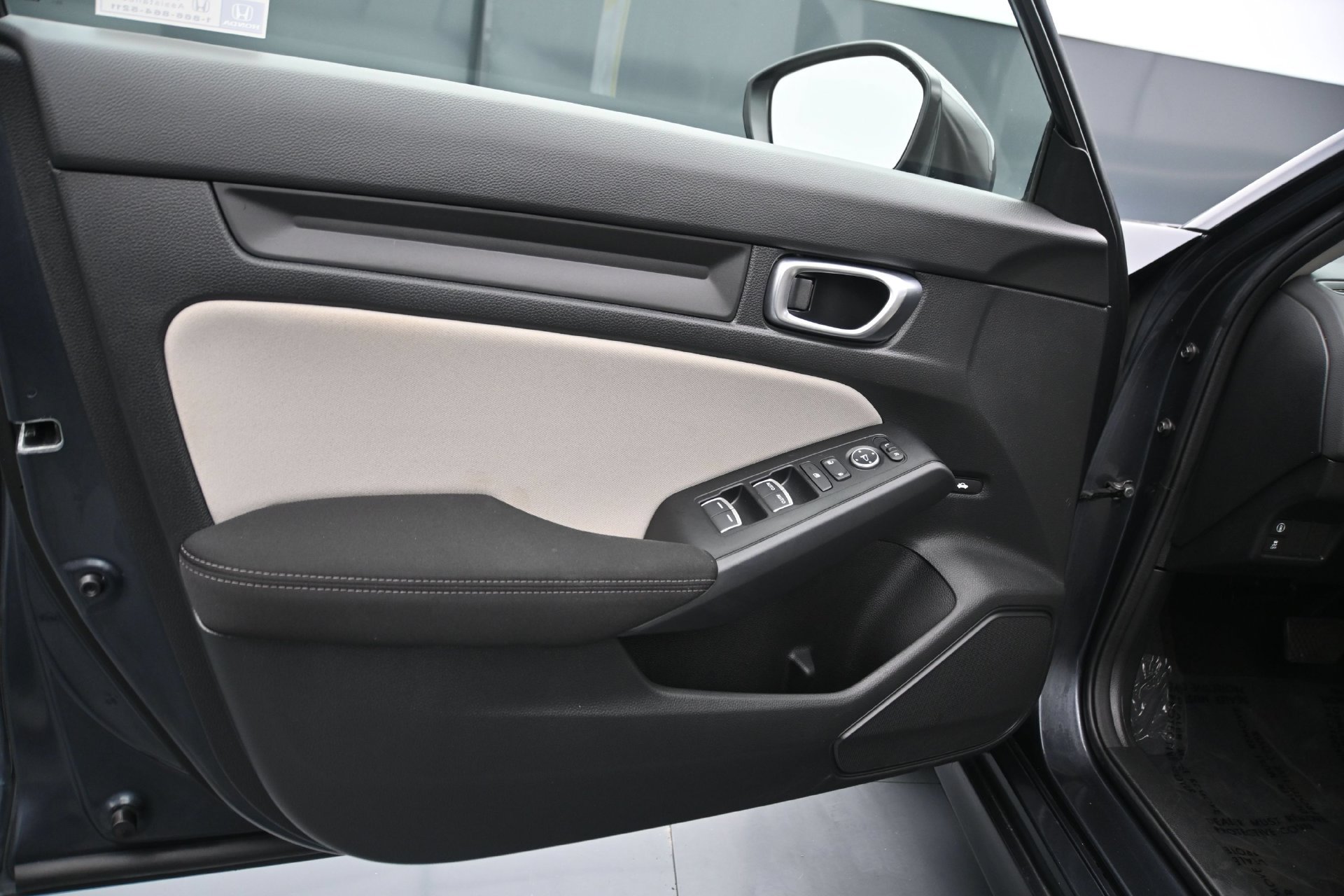 Used 2024 Honda Civic LX image 16
