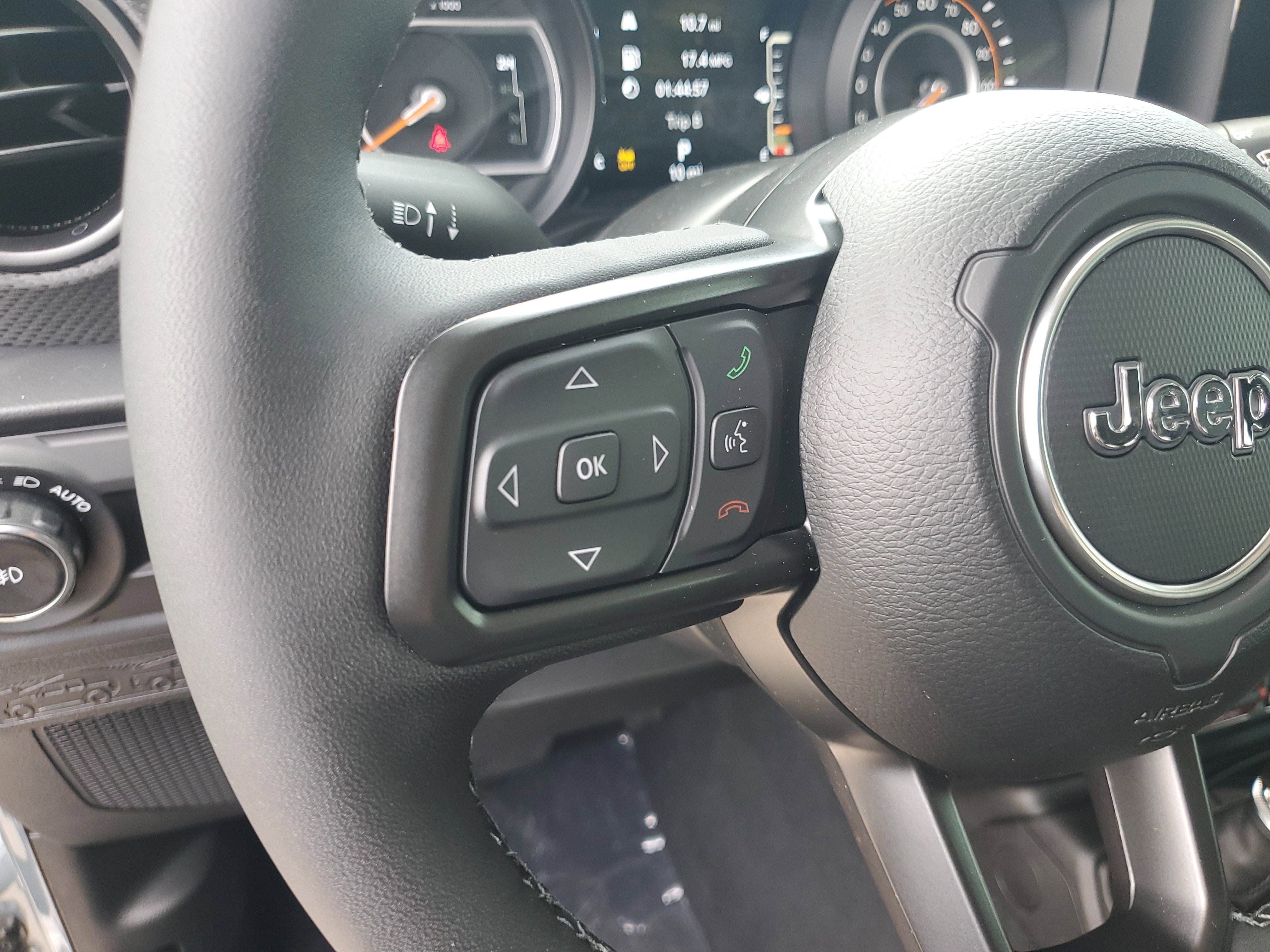 New 2026 Jeep Wrangler Unlimited Rubicon AWD/4WD image 13