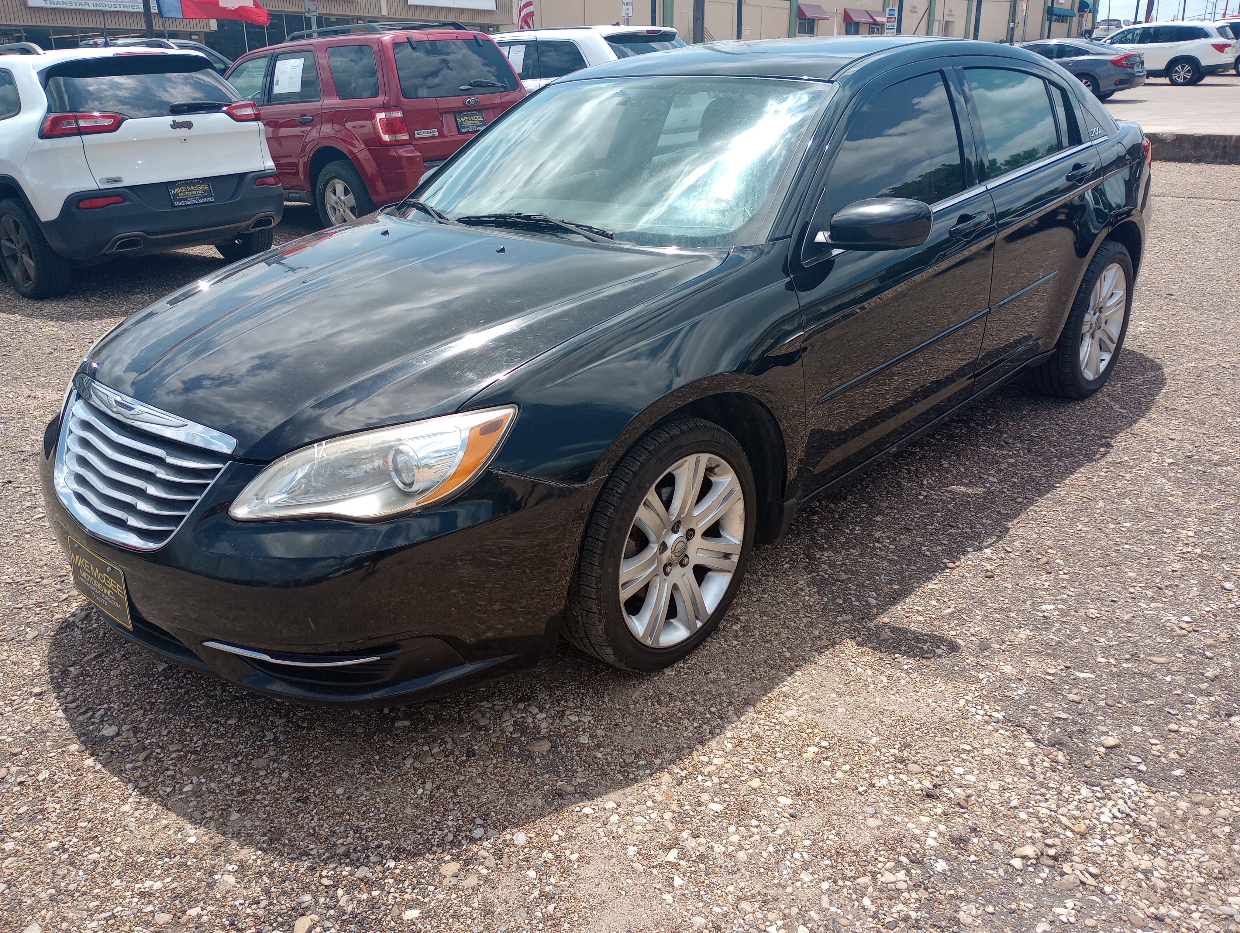 Used 2012 Chrysler 200 LX image 3