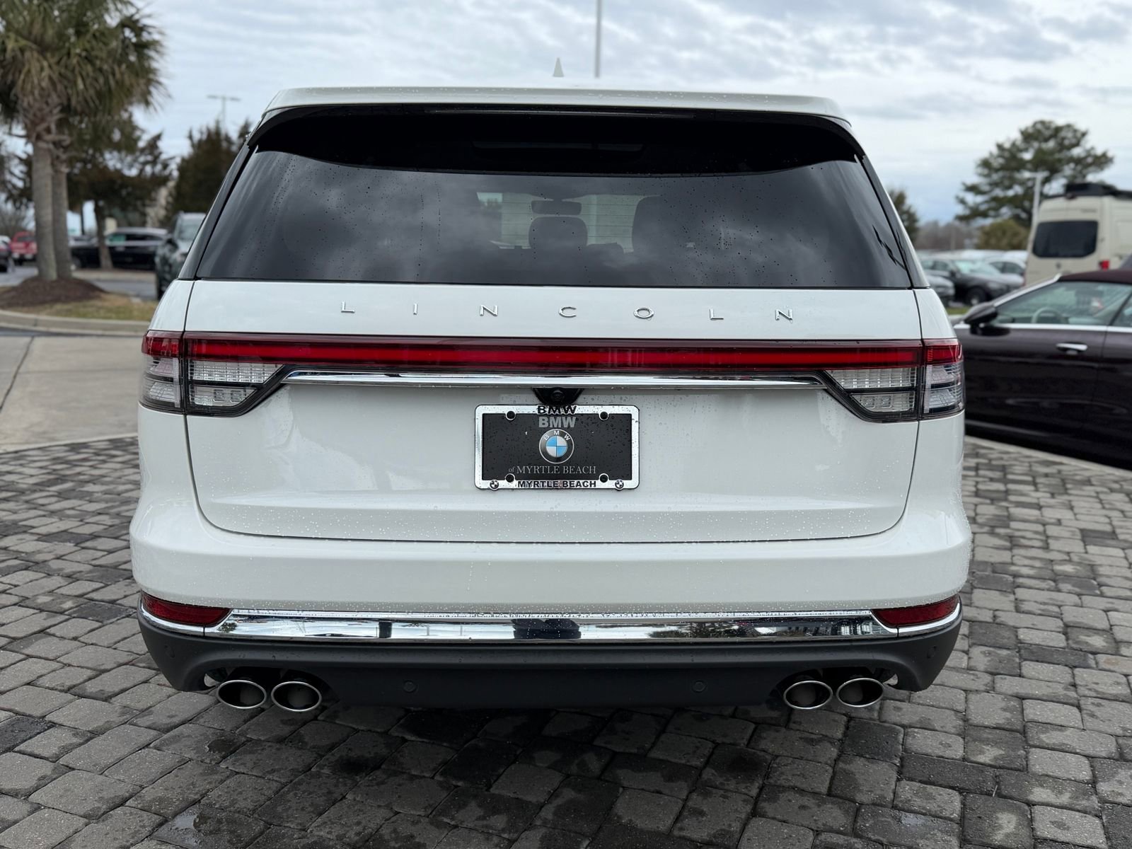 Used 2023 Lincoln Aviator Reserve w/ Equipment Group 201A image 10