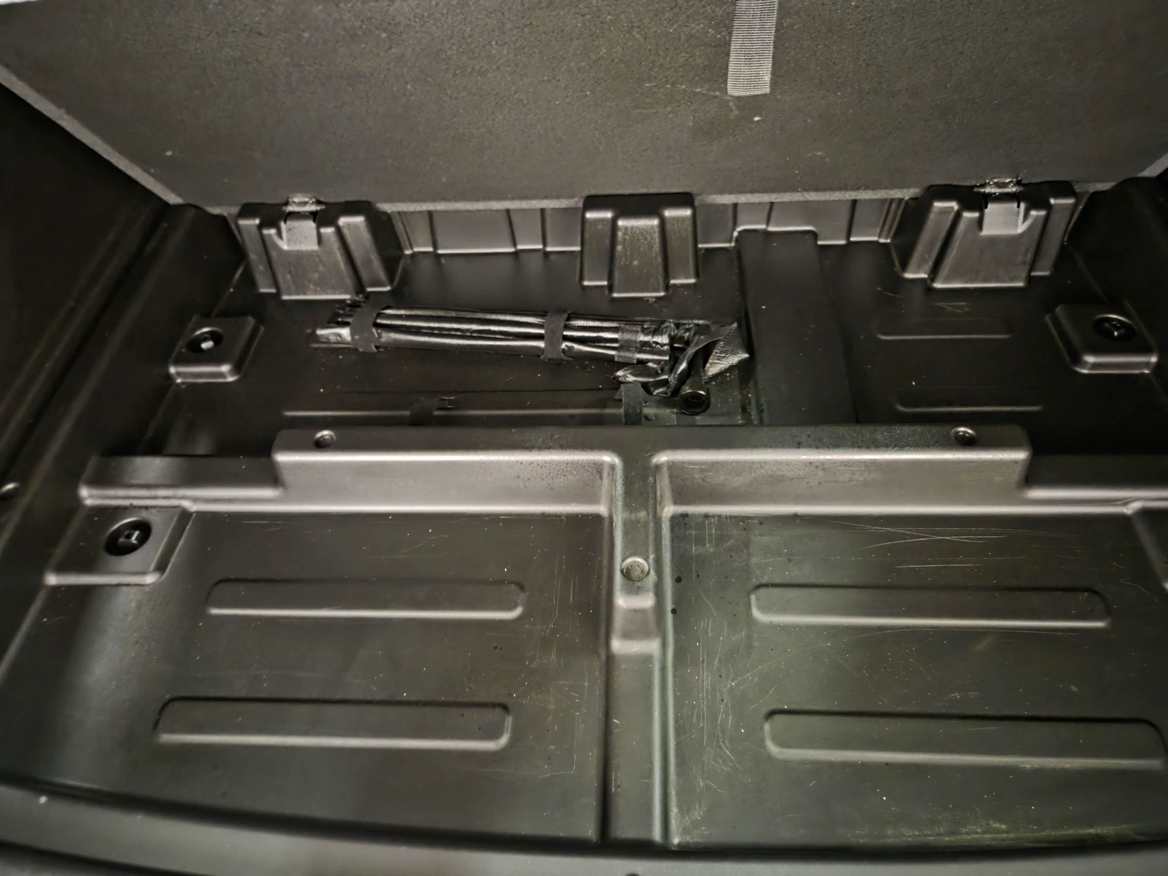 Used 2023 Chevrolet Suburban Premier RWD image 39