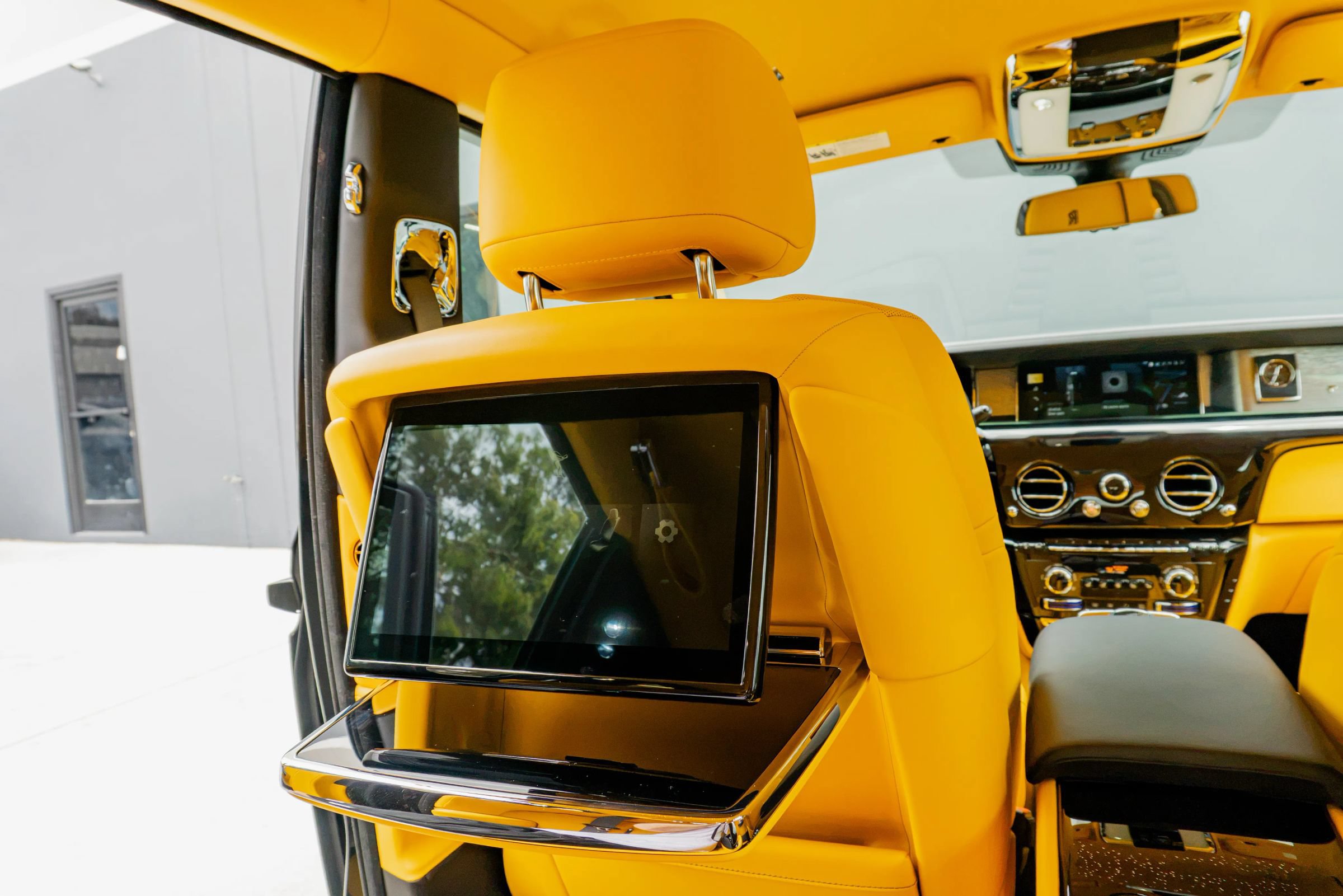 Used 2027 Rolls-Royce Phantom Sedan RWD image 89