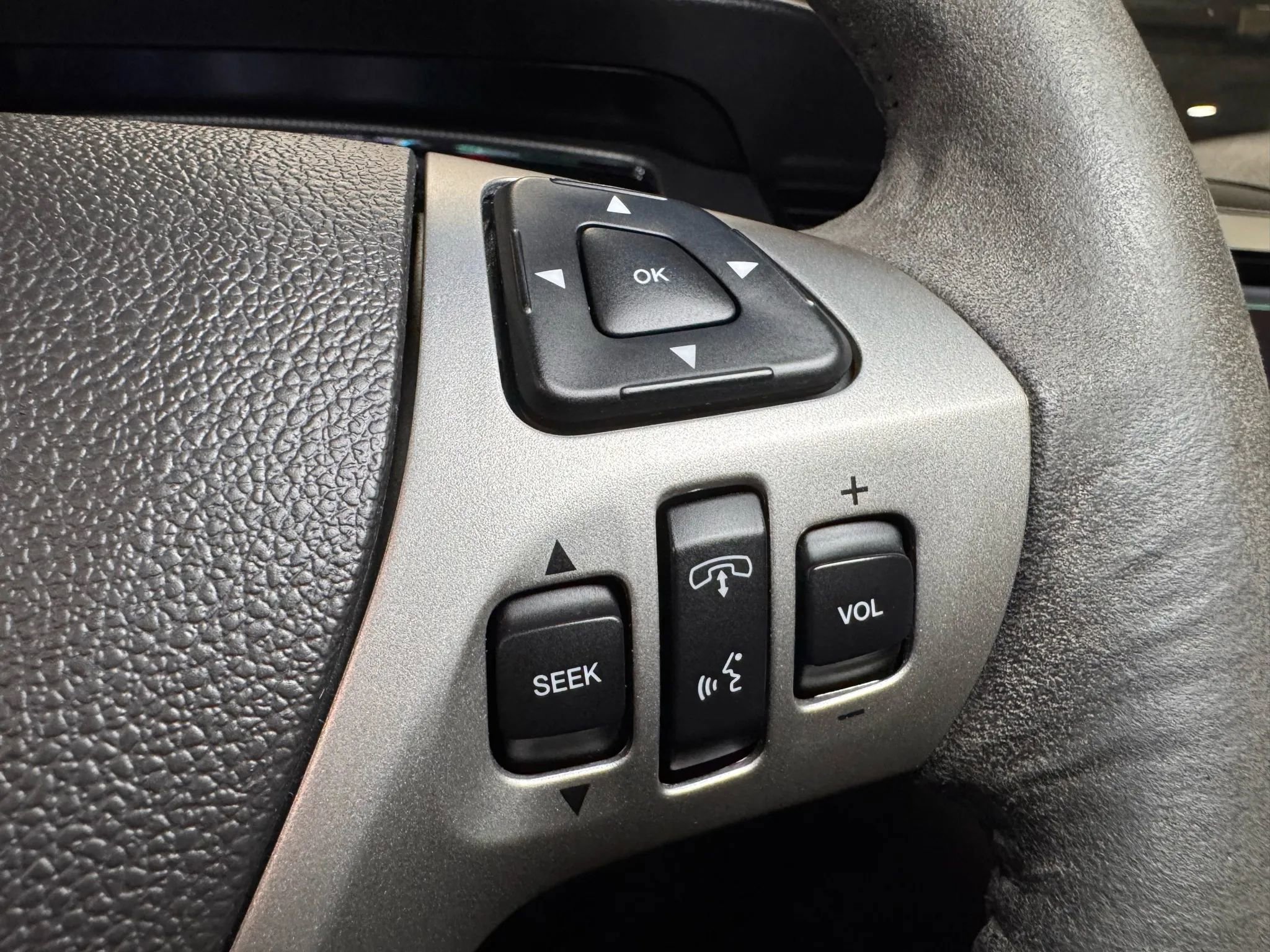 Used 2013 Ford Taurus SHO image 25