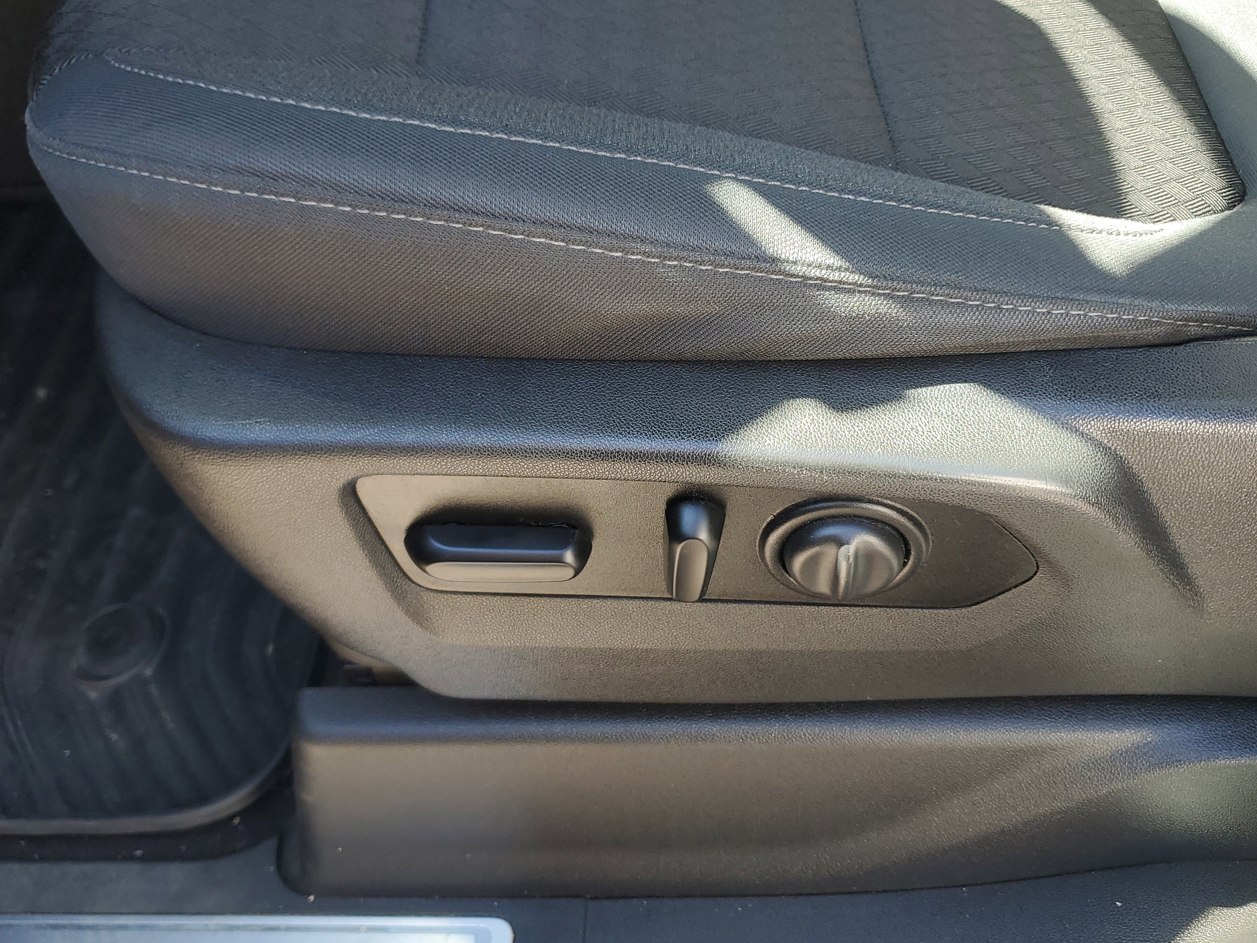 Used 2019 Chevrolet Silverado 1500 RST w/ All-Star Edition image 24