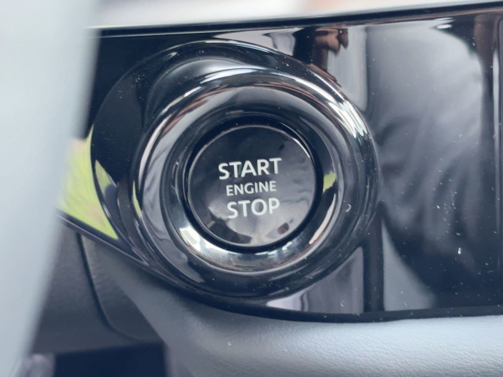 New 2026 Nissan Pathfinder Platinum image 24