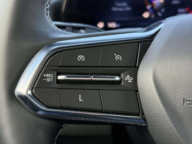 Used 2024 Chevrolet Traverse LT w/ LPO, Floor Liner Package image 23