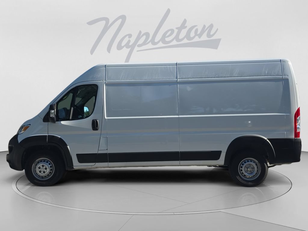 Used 2025 RAM ProMaster 2500 w/ Convenience Group FWD image 2