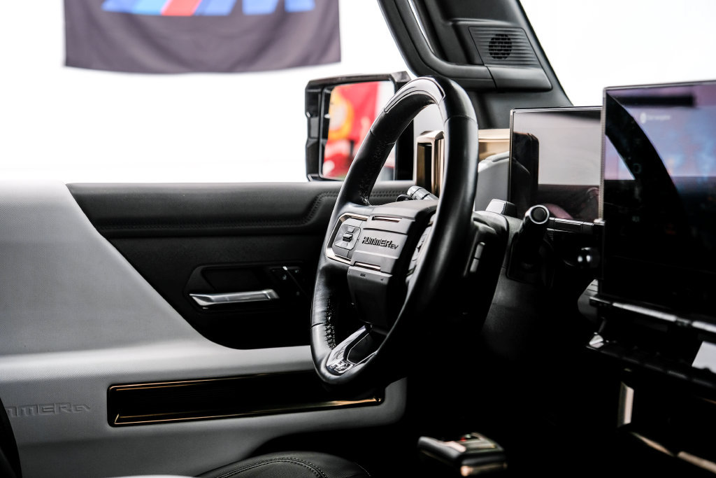 Used 2023 GMC Hummer EV Edition 1 AWD/4WD image 17