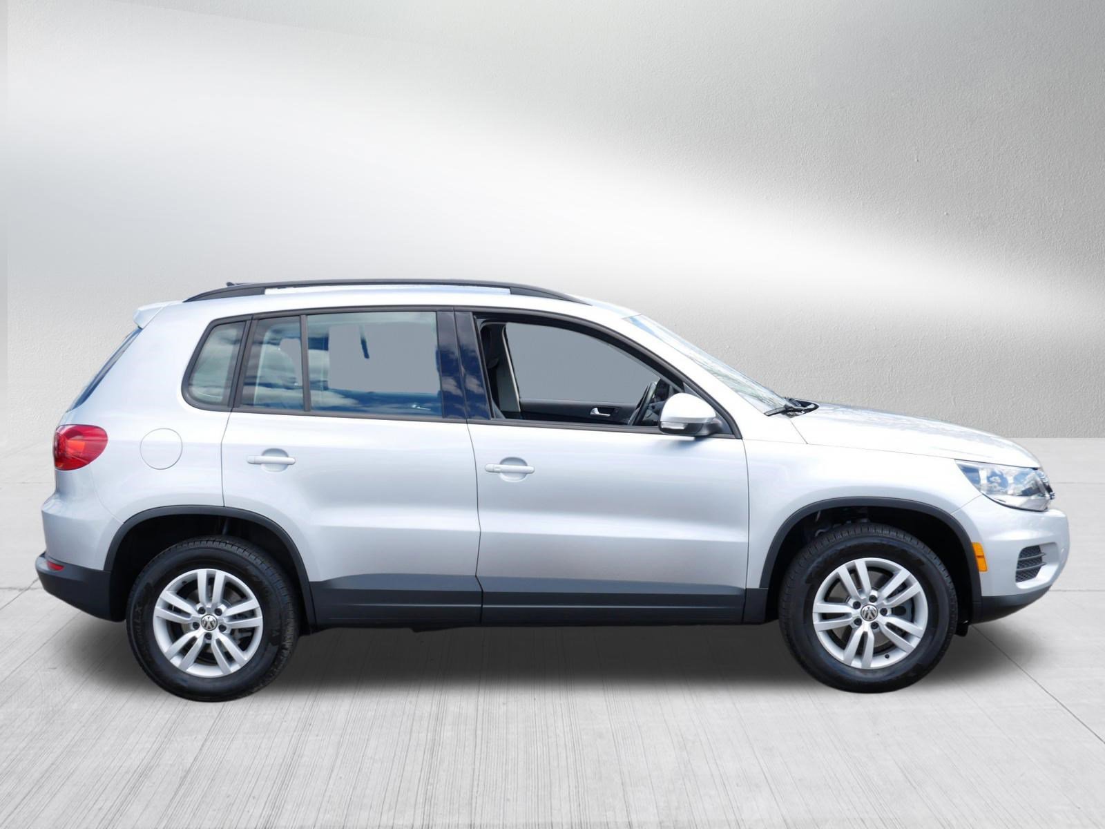 Used 2017 Volkswagen Tiguan S AWD/4WD image 8