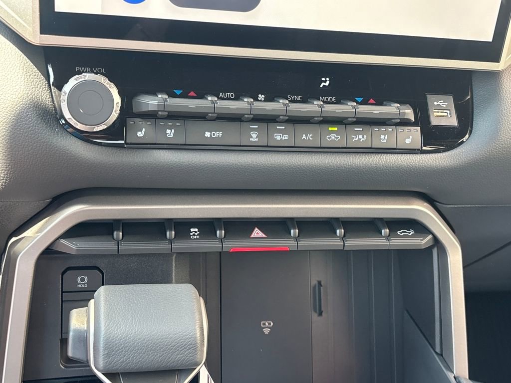 New 2026 Toyota Tundra Limited image 13