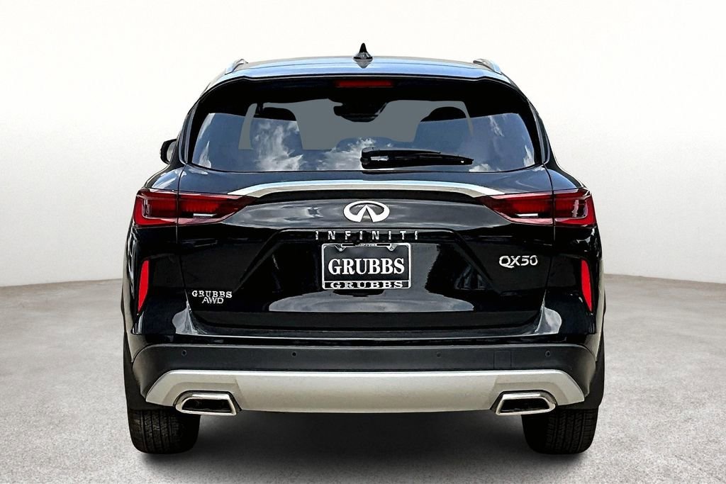 New 2025 INFINITI QX50 Luxe image 7