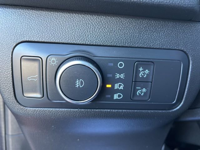 Used 2022 Ford Escape SEL w/ SEL Stealth AWD Package image 16