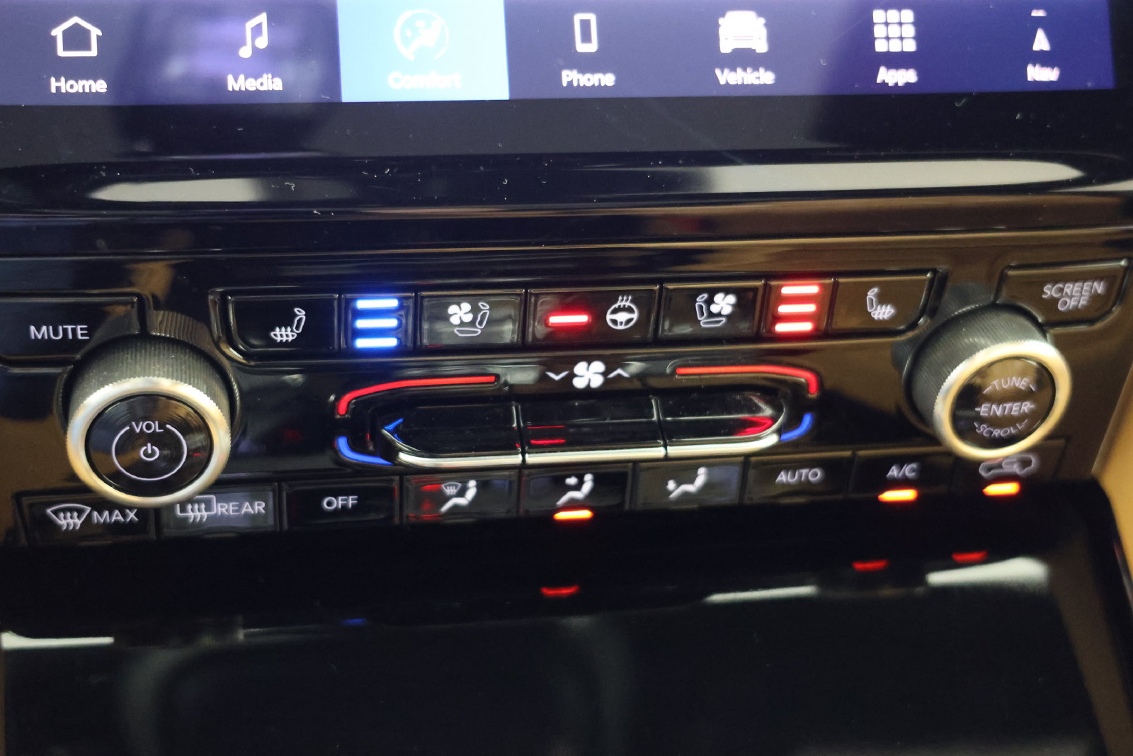 Used 2025 Jeep Grand Cherokee L Summit AWD/4WD image 9