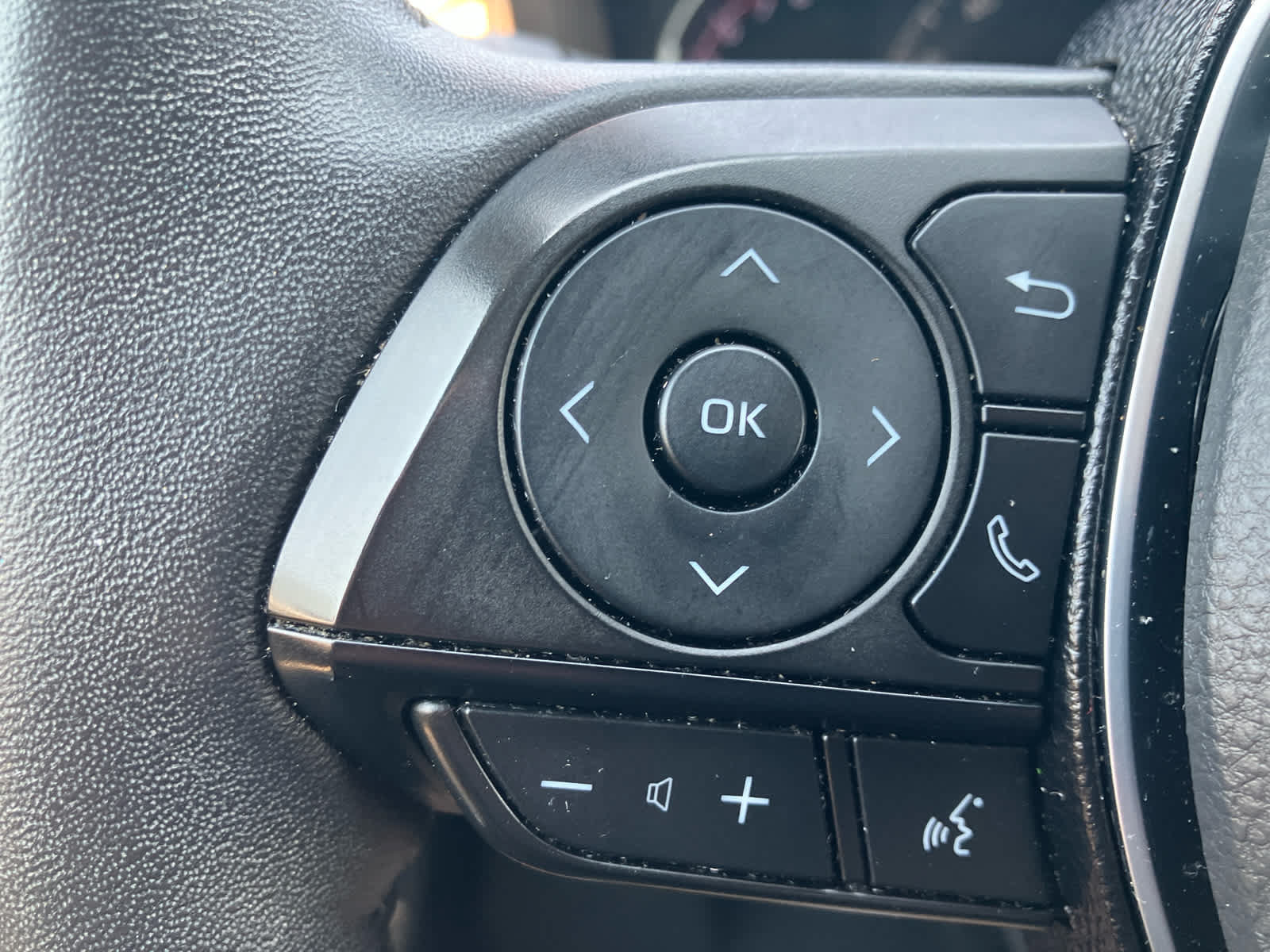 Certified 2020 Toyota RAV4 Limited AWD/4WD image 19