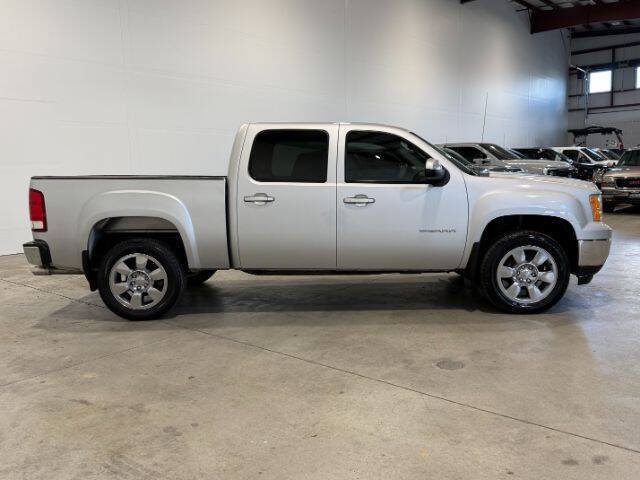 Used 2010 GMC Sierra 1500 SLT AWD/4WD image 7