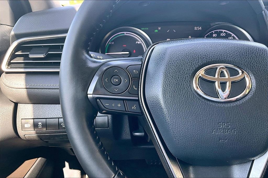 Used 2022 Toyota Camry XSE FWD image 18