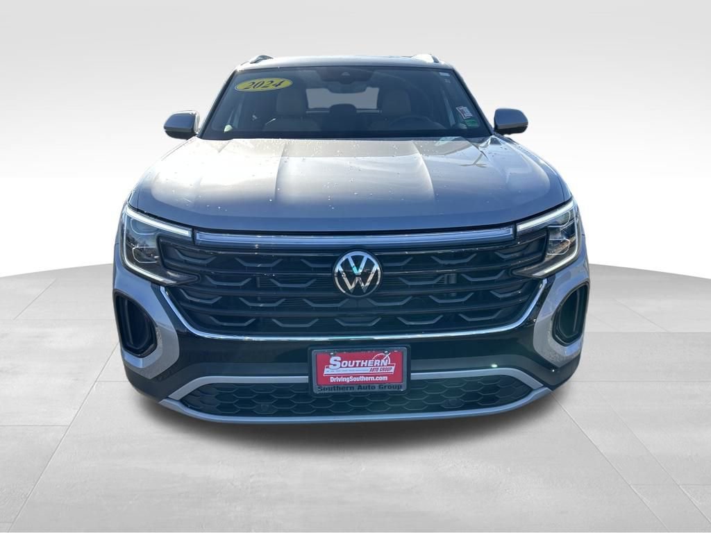 Used 2024 Volkswagen Atlas Cross Sport SE image 7