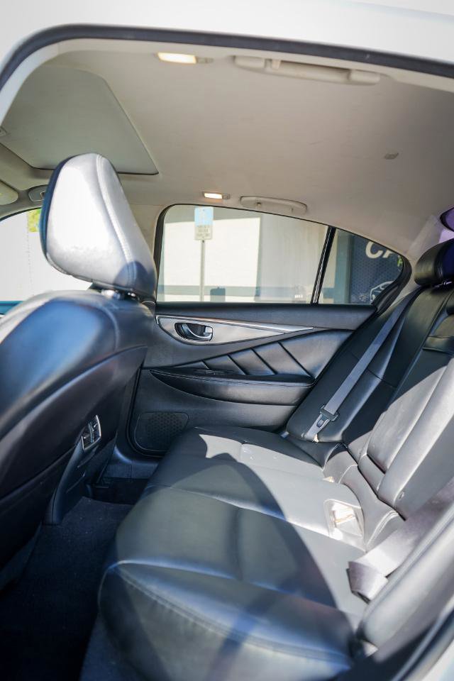 Used 2016 INFINITI Q50 Premium w/ 2.0T Premium Plus Package image 15