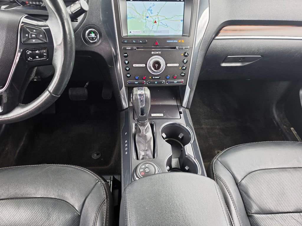 Used 2018 Ford Explorer Limited w/ Equipment Group 301A AWD/4WD image 27