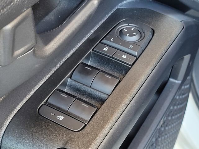 Certified 2025 Toyota 4Runner SR5 AWD/4WD image 17