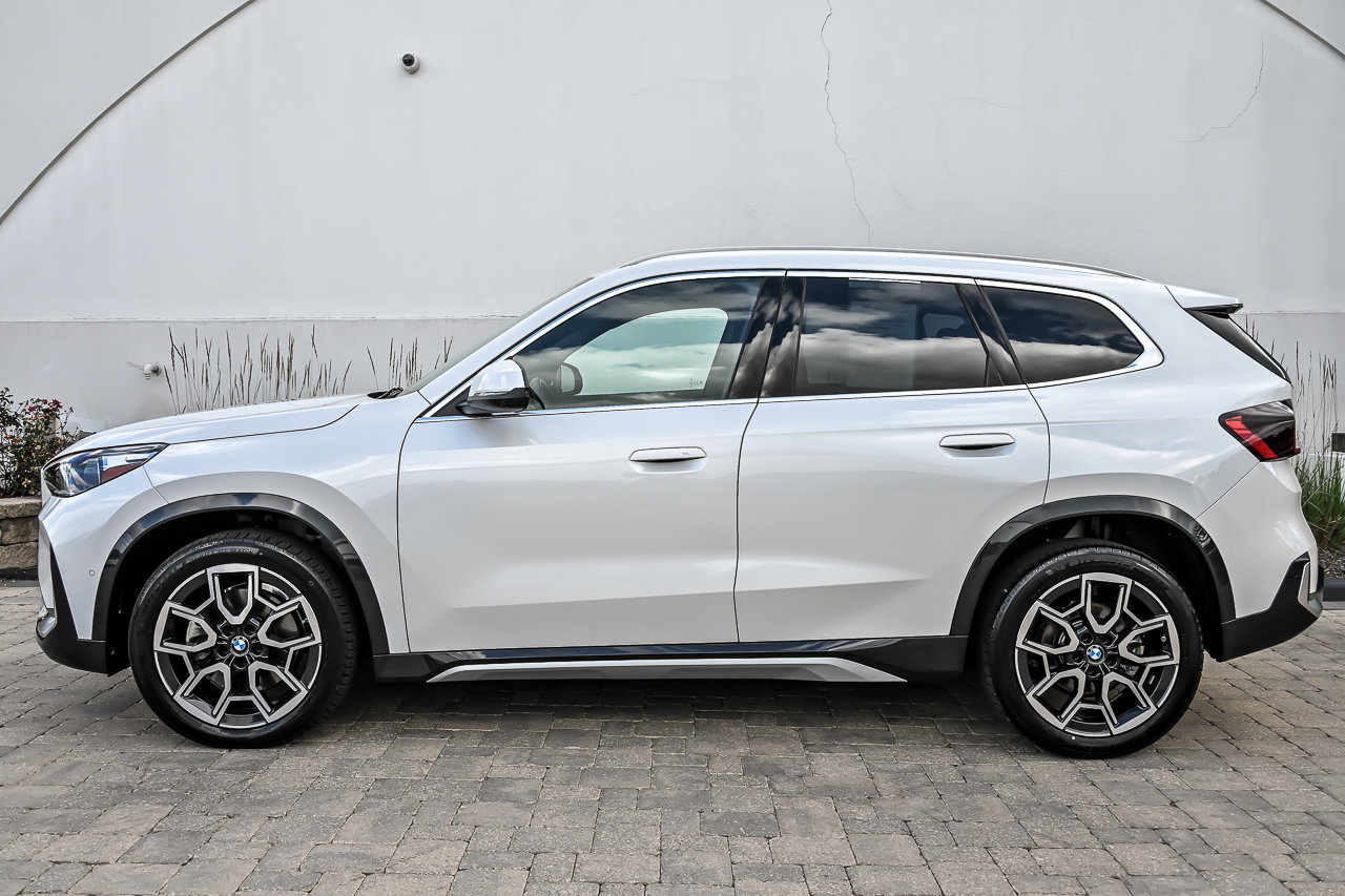 Used 2026 BMW X1 xDrive28i AWD/4WD image 10