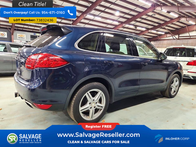 Used 2014 Porsche Cayenne S AWD/4WD image 4